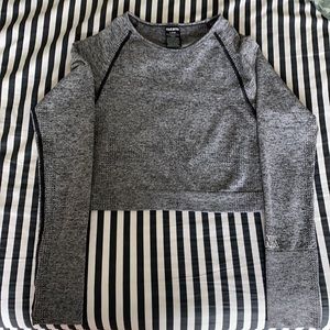 Grey Long Sleeve Sport Crop Top